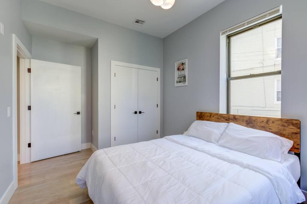 Luxury Designer Theme 2Br Apt Near Nyc / Thepath Apartman Newark Kültér fotó
