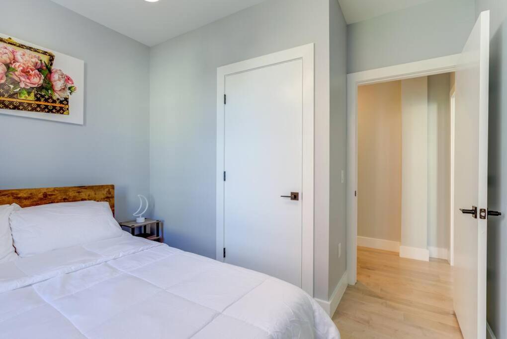 Luxury Designer Theme 2Br Apt Near Nyc / Thepath Apartman Newark Kültér fotó