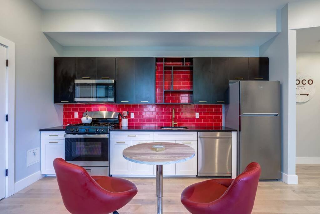 Luxury Designer Theme 2Br Apt Near Nyc / Thepath Apartman Newark Kültér fotó