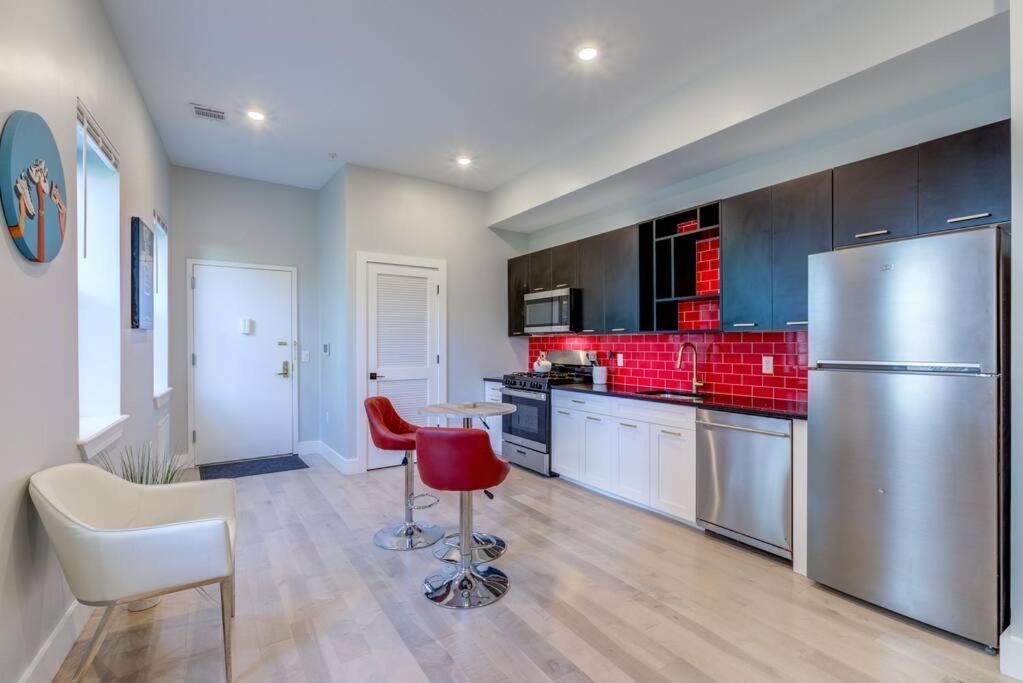 Luxury Designer Theme 2Br Apt Near Nyc / Thepath Apartman Newark Kültér fotó
