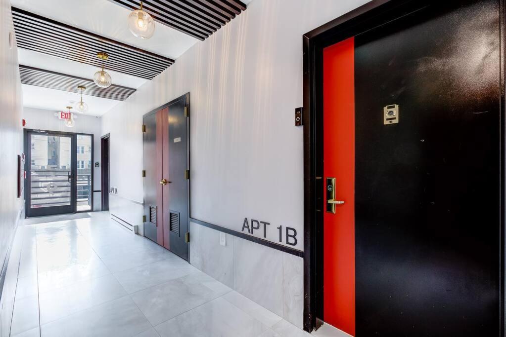 Luxury Designer Theme 2Br Apt Near Nyc / Thepath Apartman Newark Kültér fotó